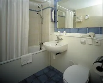 Hotel Campanile - Sud Est - 3*